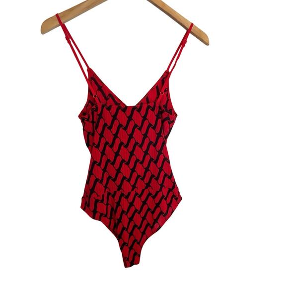 NWT Zara Red & Black Ruched Bodysuit Spaghetti Strap Abstract Print Size M - Picture 6 of 10